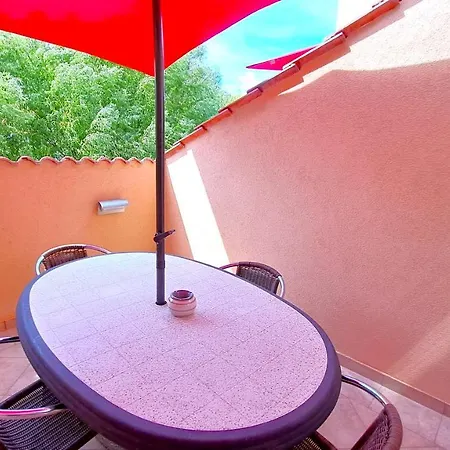 Kay Apartman Baška