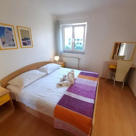 Apartment Kay *